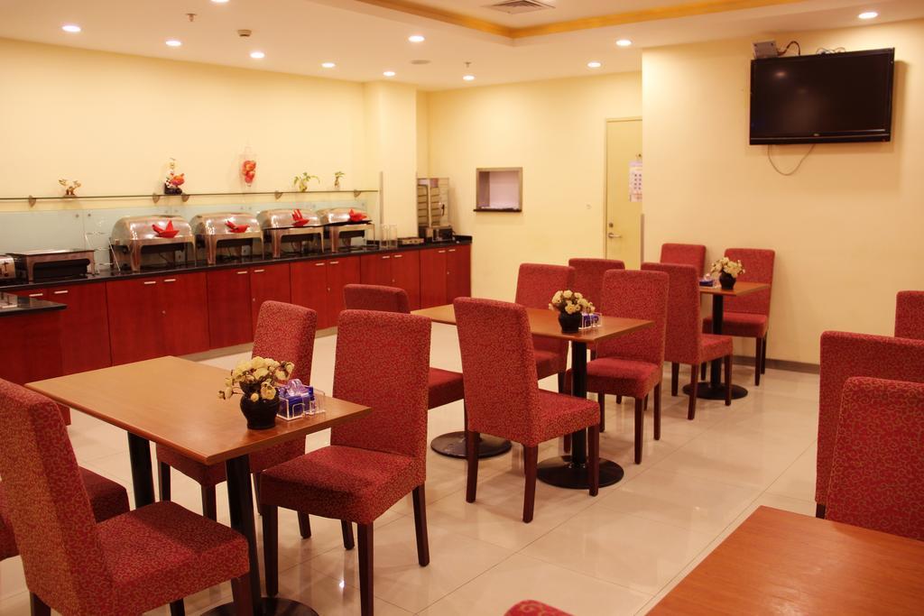 Hanting Hotel Shanghai South Railway Station Luoxiang Road Branch Esterno foto